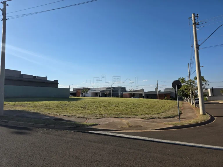 Terreno de 522,62 m² no Residencial Cyrela